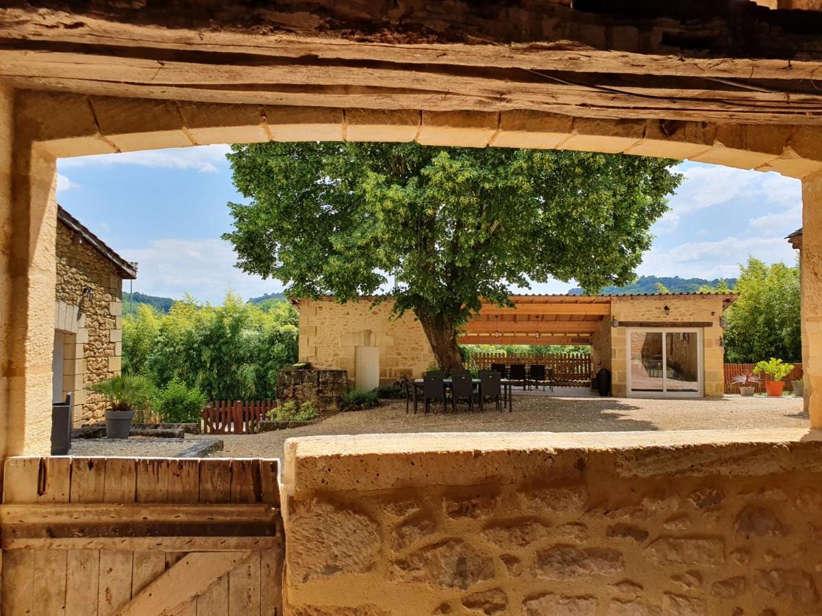 Le Clos De La Caneda Сарла-ла-Канеда Экстерьер фото